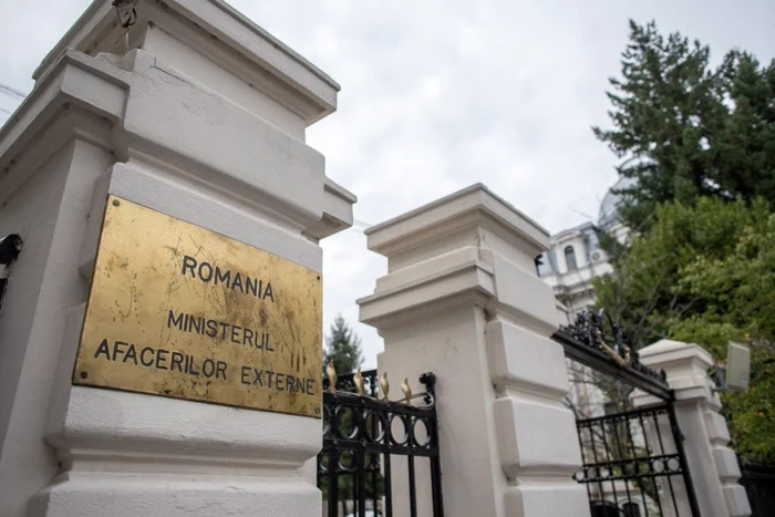 Statul român transformă funcționari locali în diplomați de ocazie / Sursa foto: G4media