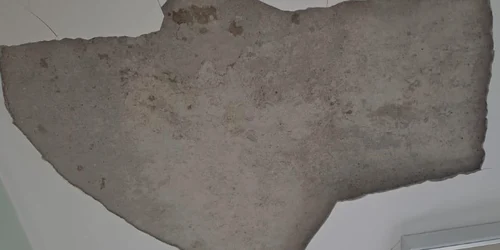 poza tavan cazut foto vrancea24 jpg