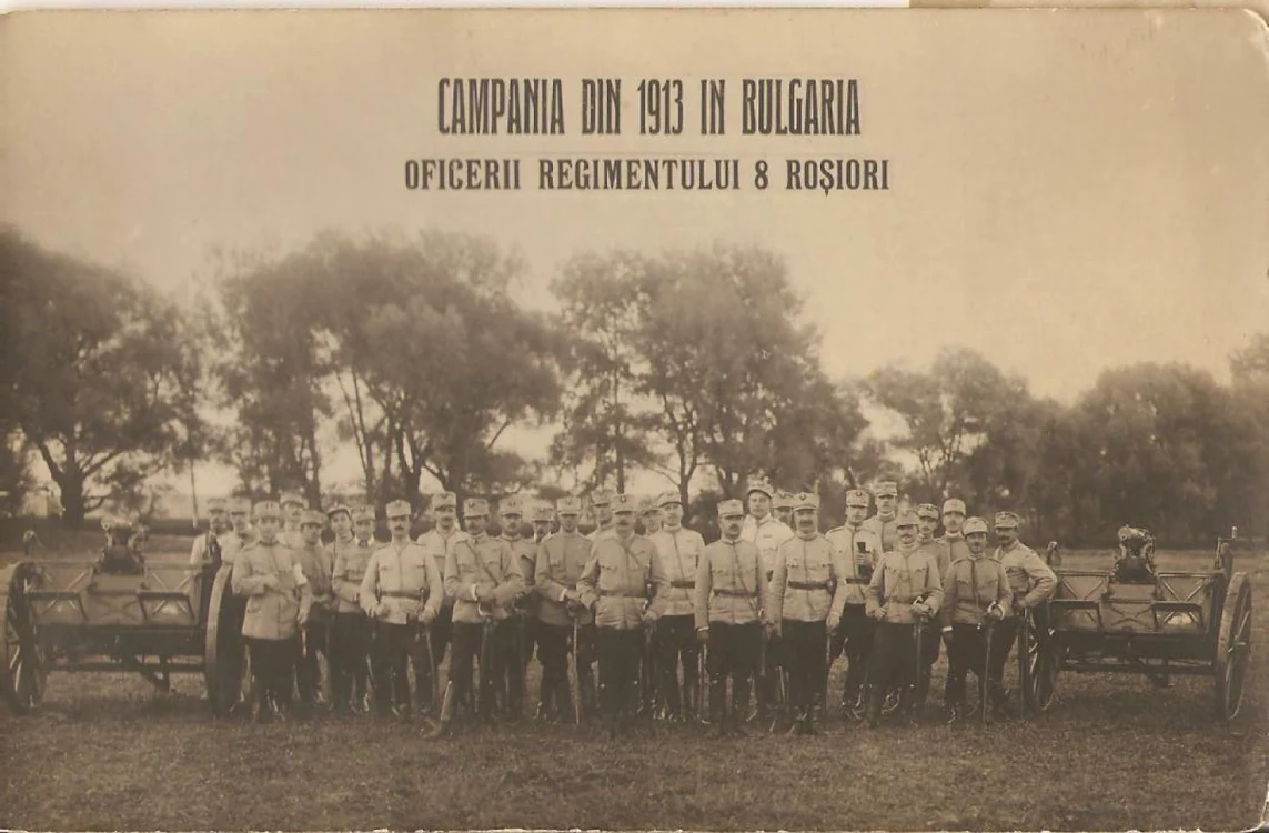 Ofiţerii regimentului 8 de Roşiori staţionat la Botoşani a dezvoltat şi încurajat concursurile hipice în vechiul târg FOTO andidaschievici-regimentul8calarasi blogspot.com