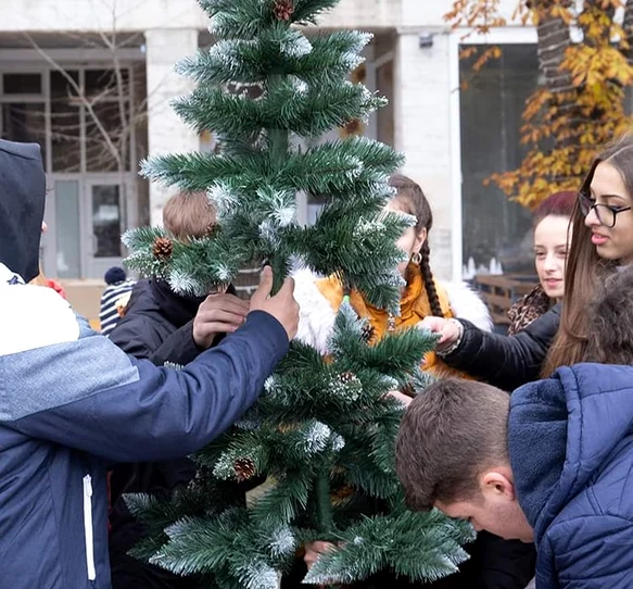 Concurs de împodobit brazi în Galați FOTO: Primăria Galați 