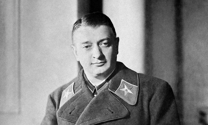 Mihail Tuhacevski, în 1936 (© Wikimedia Commons)