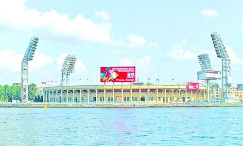 Stadionul lui Zenit este pe o insulă jpeg