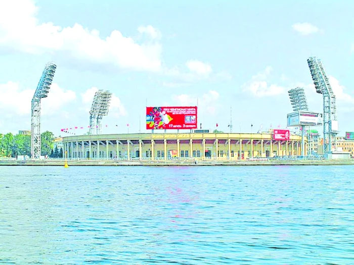 Stadionul lui Zenit este pe o insulă