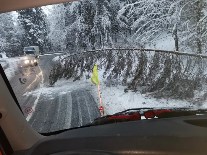 Drumuri blocate în țară FOTO: Direcția Drumuri și Poduri