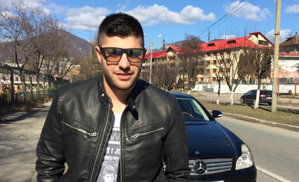 Fiul manelistului Nicolae Guță a ajuns cu mașina în șanț. Era drogat. Guță: „E ceva banal”
