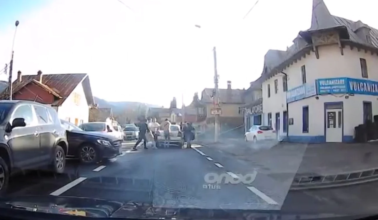 IPJ Prahova a anunţat că nu au fost depuse plângeri în urma incidentului, dar că poliţiştii s-au autosesizat. FOTO Captură video