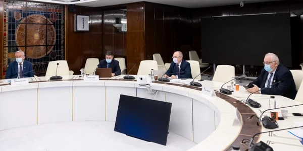Emil Boc la Guvern cu Constantin Toma FOTO gov.ro 
