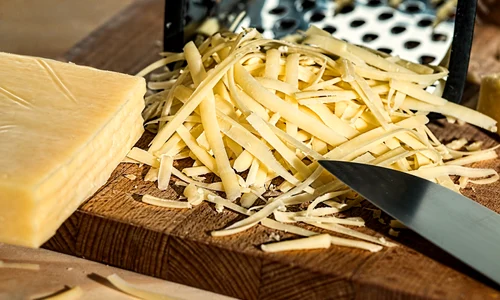 1 grated cheese 961152 1920 jpg jpeg