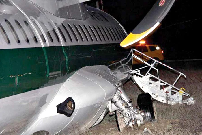 Piloţii români au scăpat  doar cu răni minore (Fotografii: Ansa Telenews)