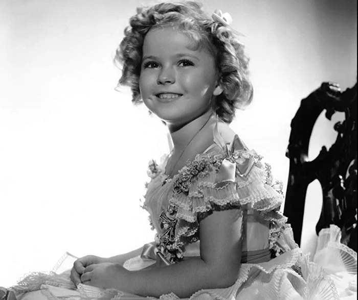 
    Sherley Temple a murit în 2014, la 85 de ani clickpentrufemei.ro  