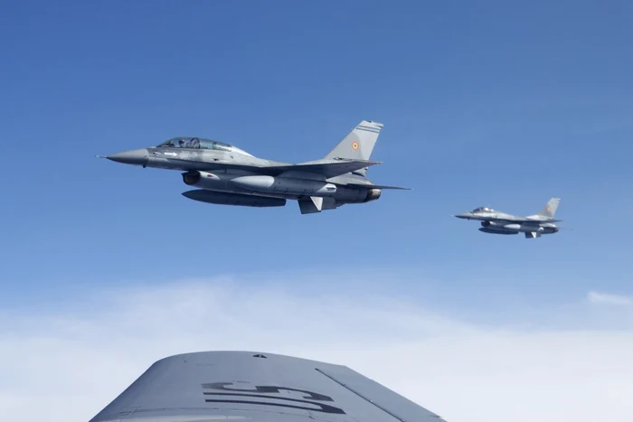 Avioane F16 ale Forțelor Aeriene Române Foto Arhivă
