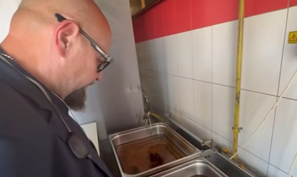 Ce nereguli a descoperit Piedone la o shaormerie populară din Capitală: „Dacă voi lucrați cu centimetri, noi lucrăm cu amenzi”