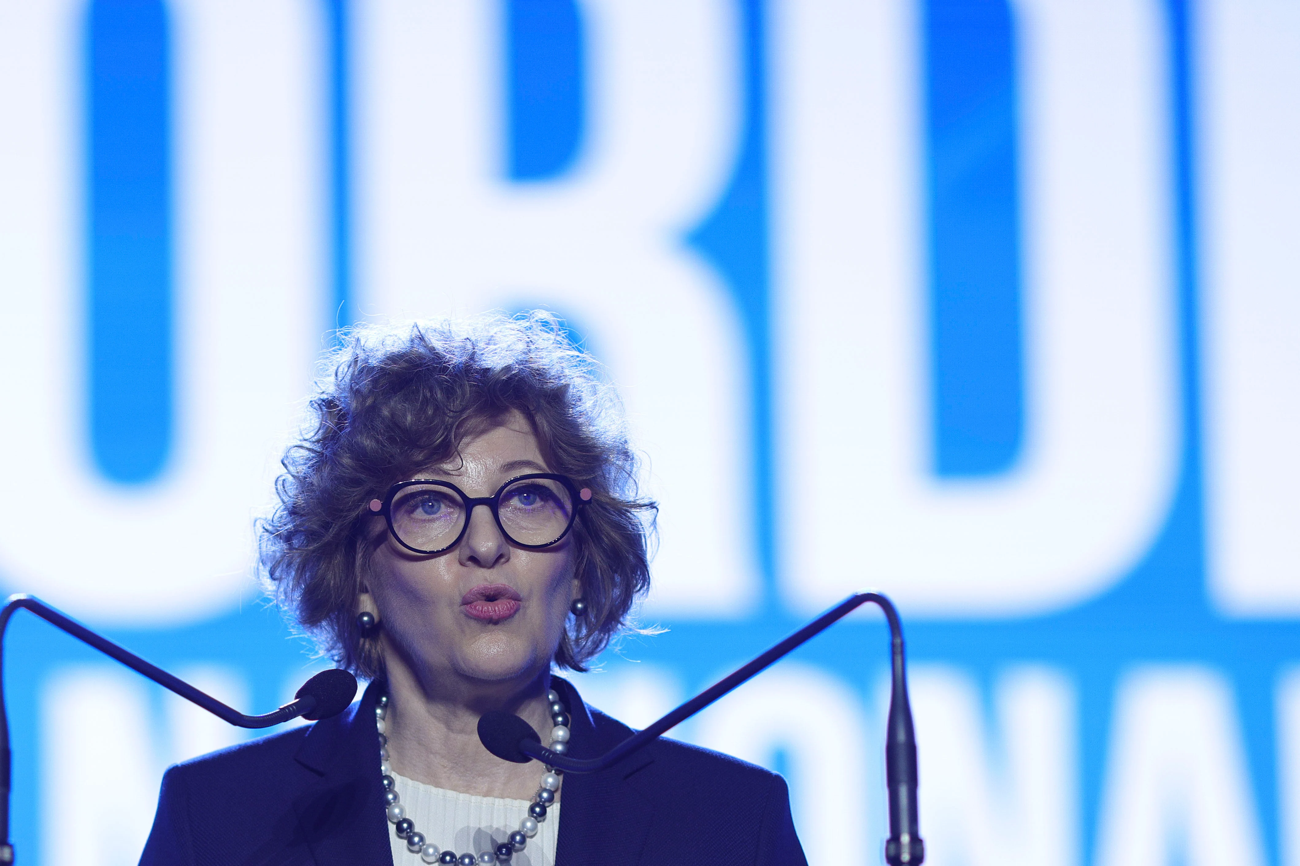 Oana Gheorghiu s-a înscris în PNL: „Mi s-a părut că trebuie să fac un pas și să vin alături de domnul Bolojan”