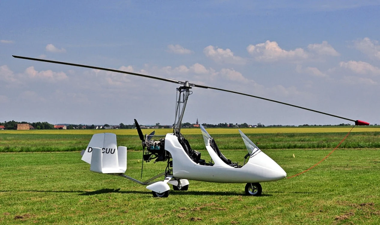
    Pilotul elicopterului și-a pierdut viațaFoto: kbur.com  