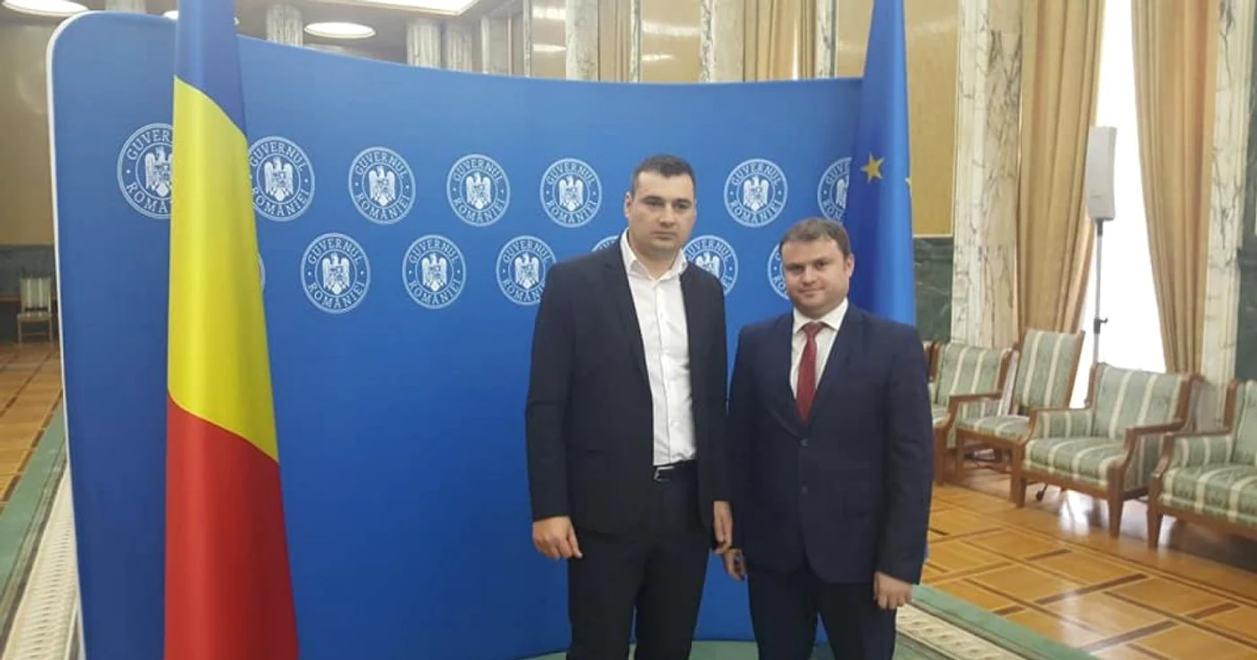 La semnarea contractelor de achiziţie au fost prezenţi preşedintele CJ Teleorman, Dănuţ Cristescu şi directorul Spitalului Judeţean, Alexandru Dobre