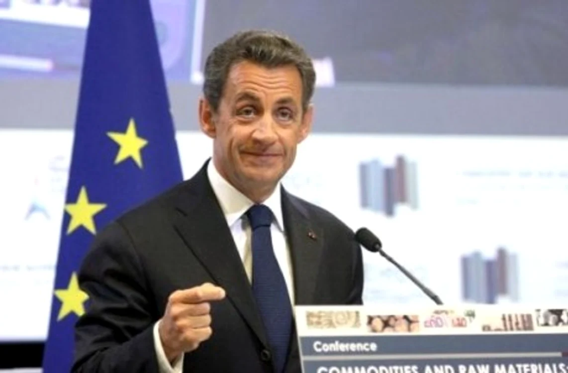 Fostul preşedinte Sarkozy  a fost vlăguit de cele  15 ore petrecute în arest