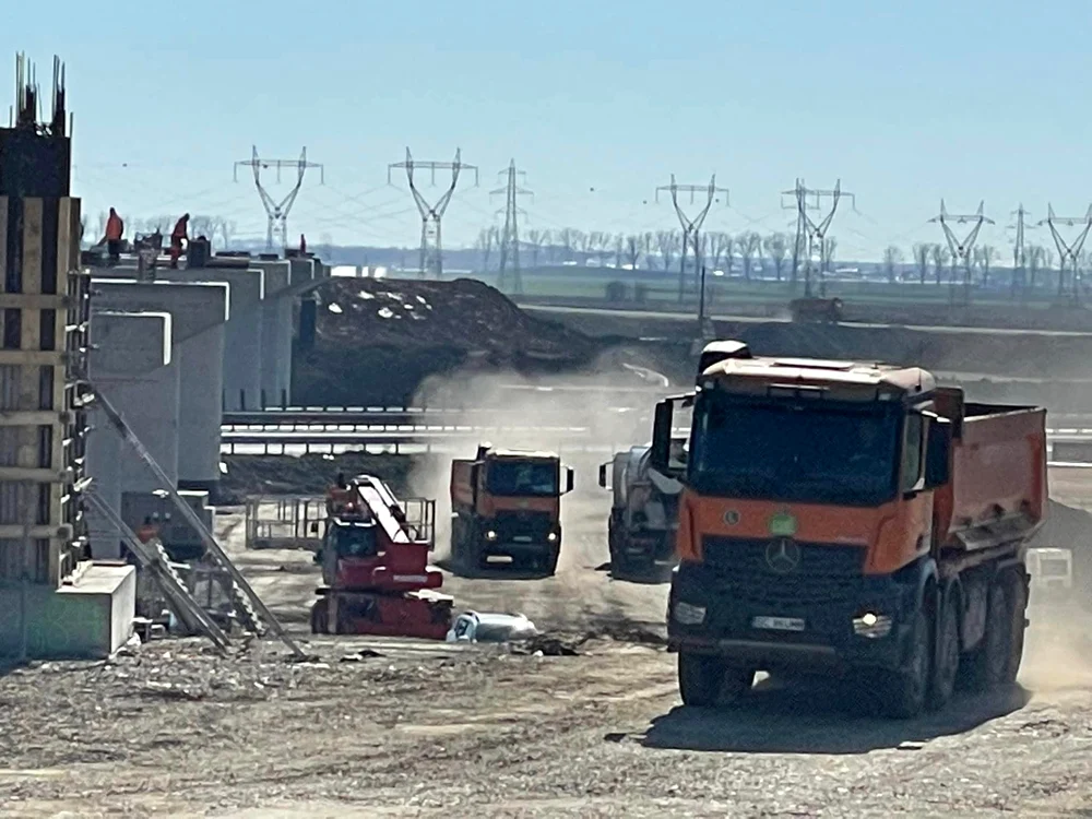 Lucrări pe șantierul Autostrăzii București, A0 Nord lot II, Foto: Facebook Ionel Irinel Scrioșteanu