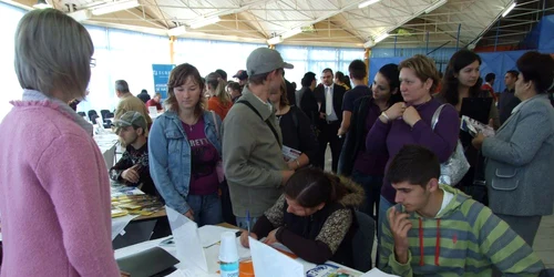 Doar 99 de locuri de muncă sunt disponibile în această săptămână