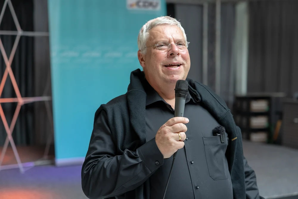 Un parlamentar german cere doborârea avioanelor rusești care intră în spațiul NATO