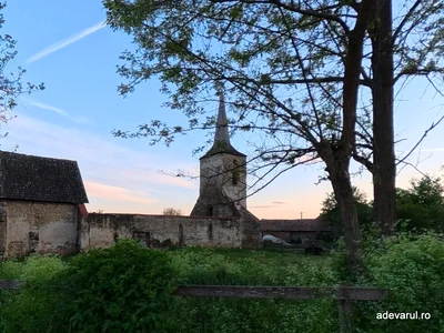 Biserica din Vurpăr, județul Alba Foto Daniel Guță, ADEVĂRUL jpg