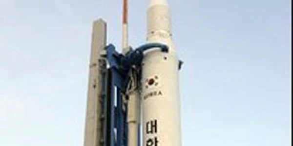 Satelitul sud-coreean plasat greşit pe orbită a fost distrus (AFP)