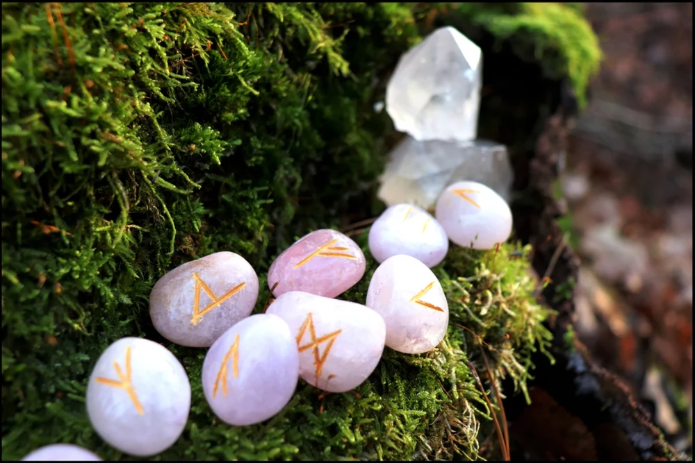 Horoscopul lunii aprilie 2026. Astrele prevăd dorința de evoluție, schimbare și desprindere de trecut. Zodia care trebuie să fie prudentă