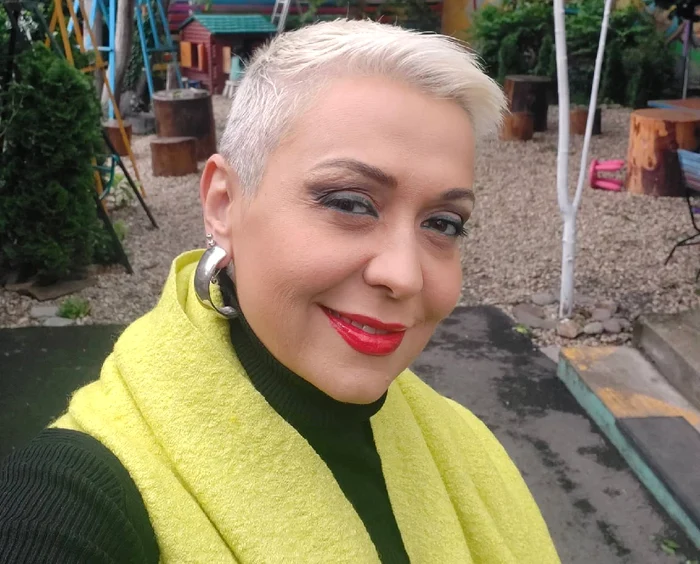 
    Monica Anghel, fotografie publicată în ziua în care a împlinit 50 de anifoto: Instagram  