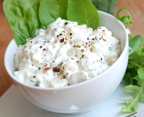 tzatziki shutterstock 54704164 jpeg