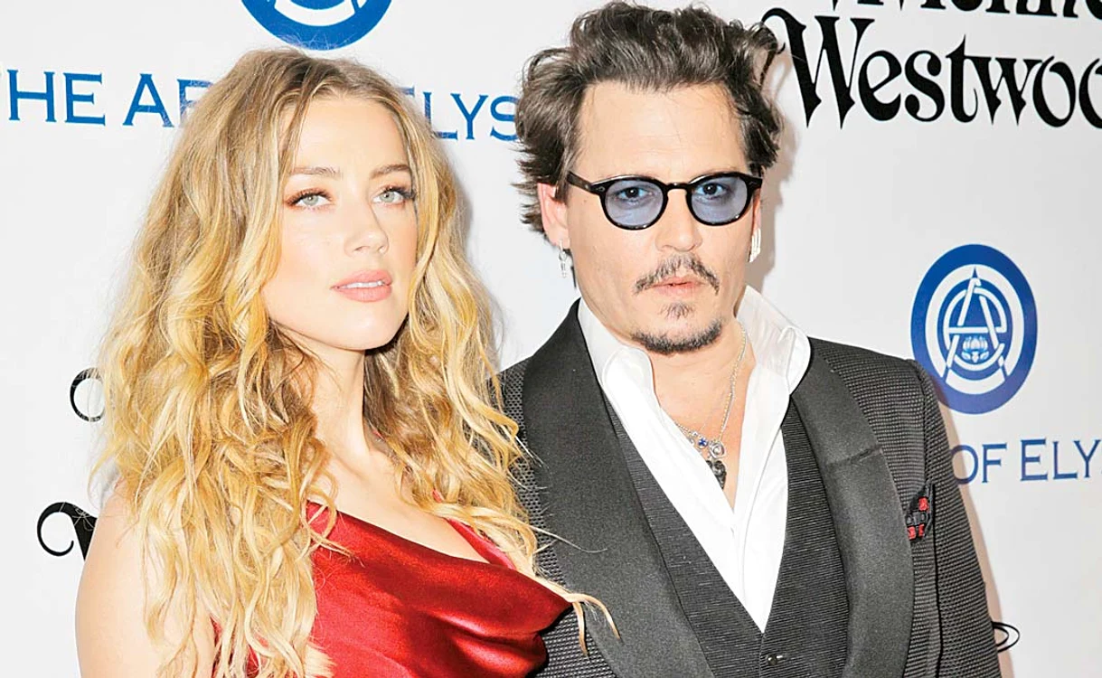 
    Johnny Depp a ajuns la urgenţă după ce fosta soţie l-a tăiat şi l-a bătutFoto: Profimedia  