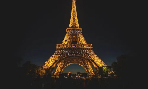 turnul eiffel foto unsplash