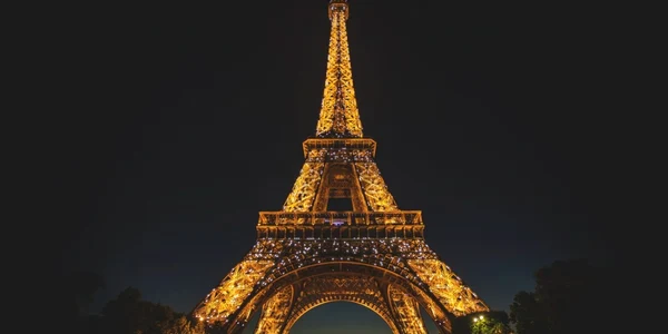 turnul eiffel foto unsplash