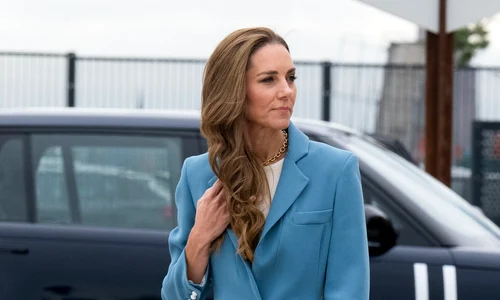 kate middleton costum albastru profimedia jpg