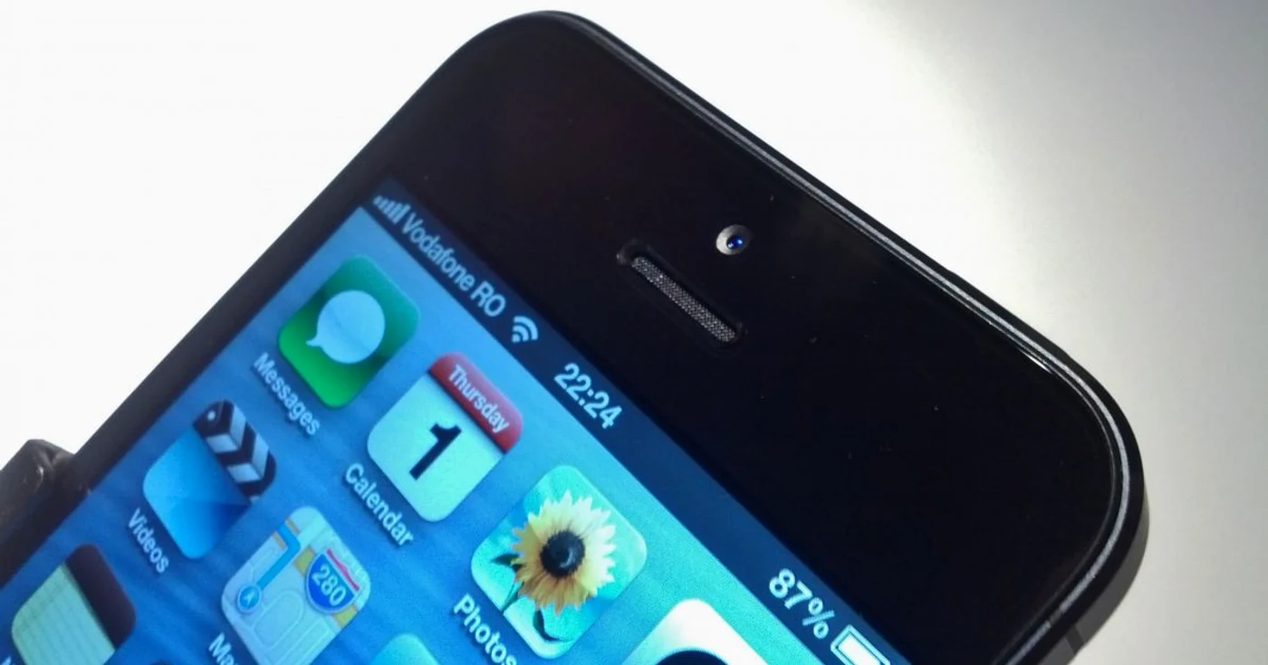 iPhone 5 este cel mai nou model de telefon de la Apple. FOTO Adevărul