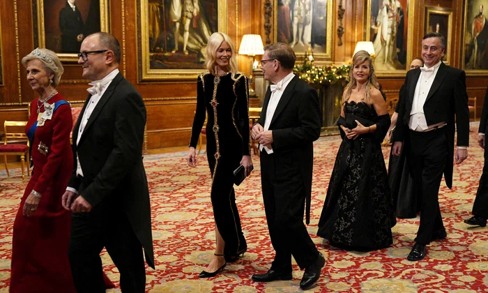 Claudia Schiffer și premierul britanic Keir Starmer la bachetul de stat de la Castelul Windsor dat pentu cuplul prezidențial german   GettyImages 2249178872 jpg