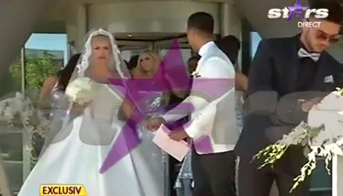 Adam Adam a ieşit prima pe uşă, urmată de proaspătul ei soţ, Sorin Andrei