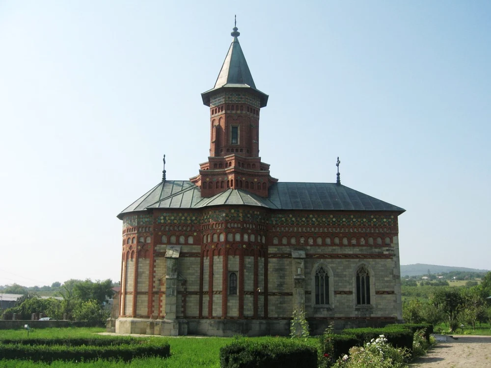 Biserica "Sfântul Gheorghe" din Hârlău 