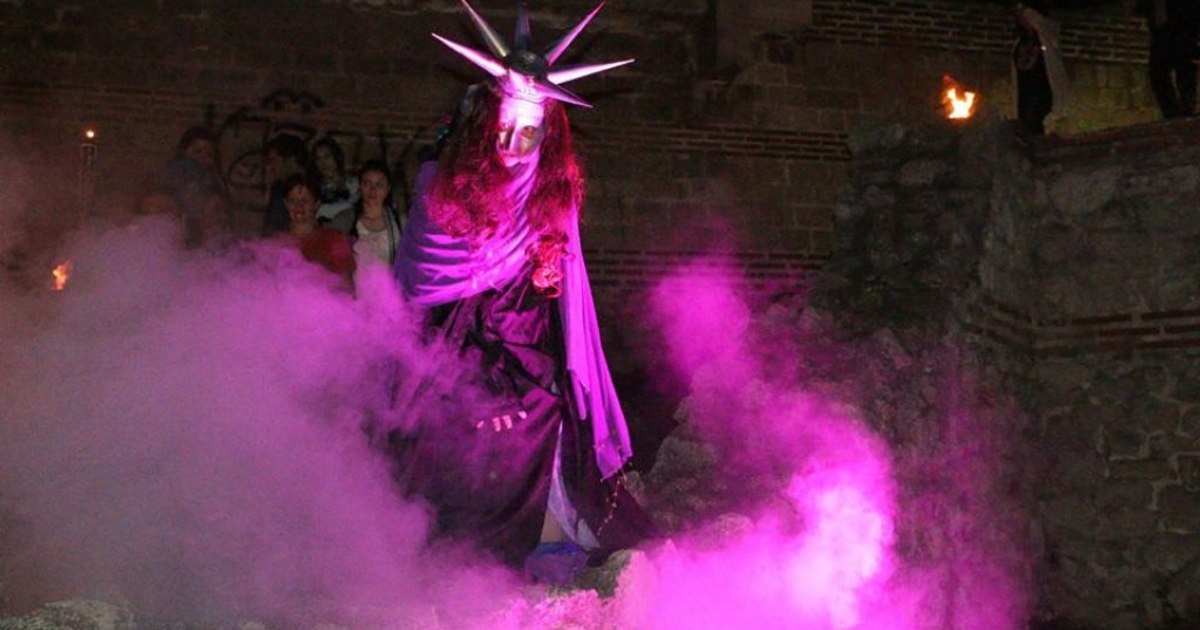 Spectacol-labirint în centrul vechi al Constanţei. Acţiunea este bazată ...