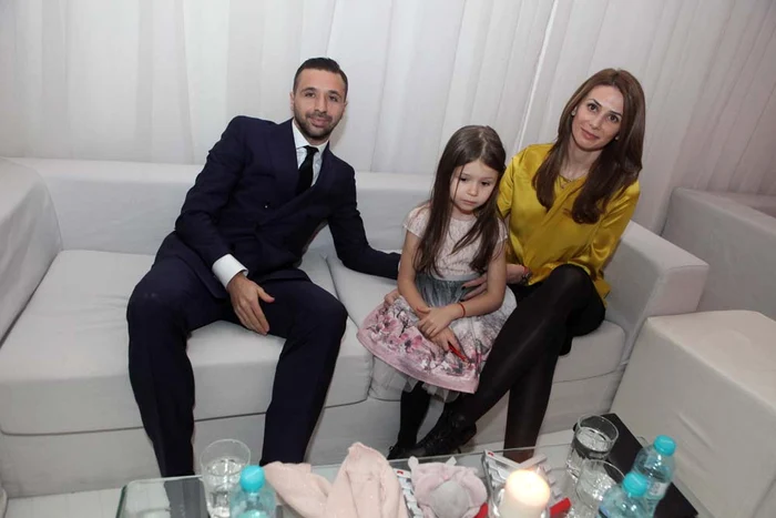 Lucian Sânmărtean, împreună cu soţia Maria şi fiica Natalia Foto: Sever Gheorghe