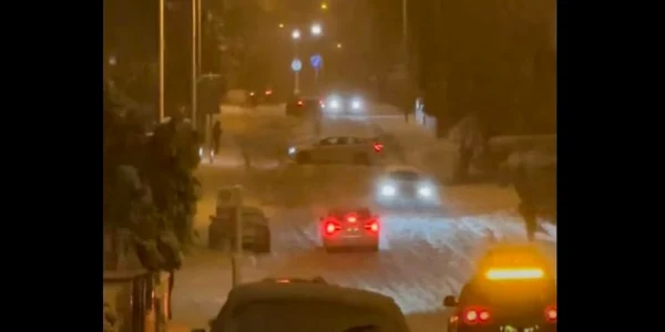 ninsoare Marea Britanie trafic ingreunat captura video FB GTABirmingham jpg