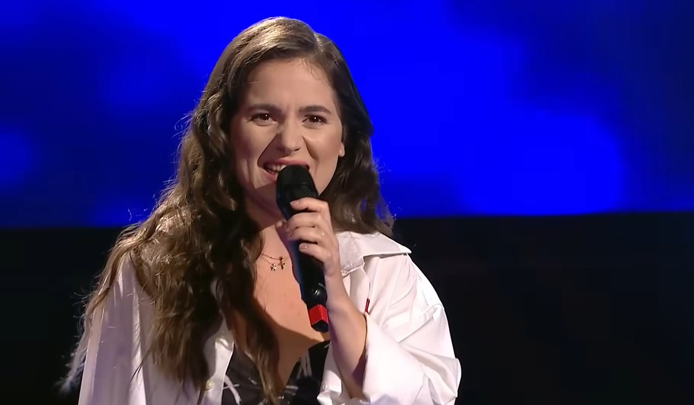 Raluca Radu i-a impresionat pe jurații de la Vocea României. Chirilă: „Mi se pare că ești o voce de finală”