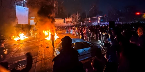 Proteste violente în Teheran, Iran FOTO AFP
