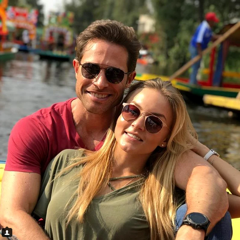 sebastian rulli2 png