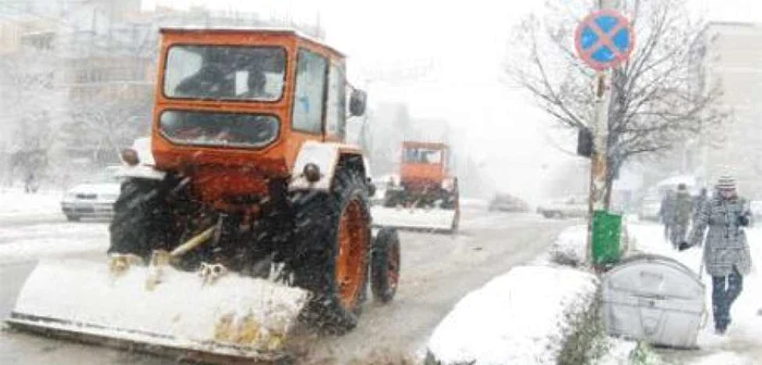 Prefectura se pregăteşte pentru venirea iernii 