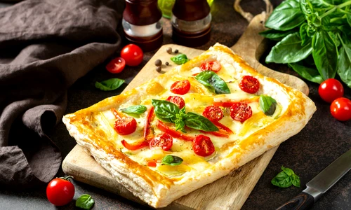 Tarta de legume  Sursa foto shutterstock 2028837665 jpg