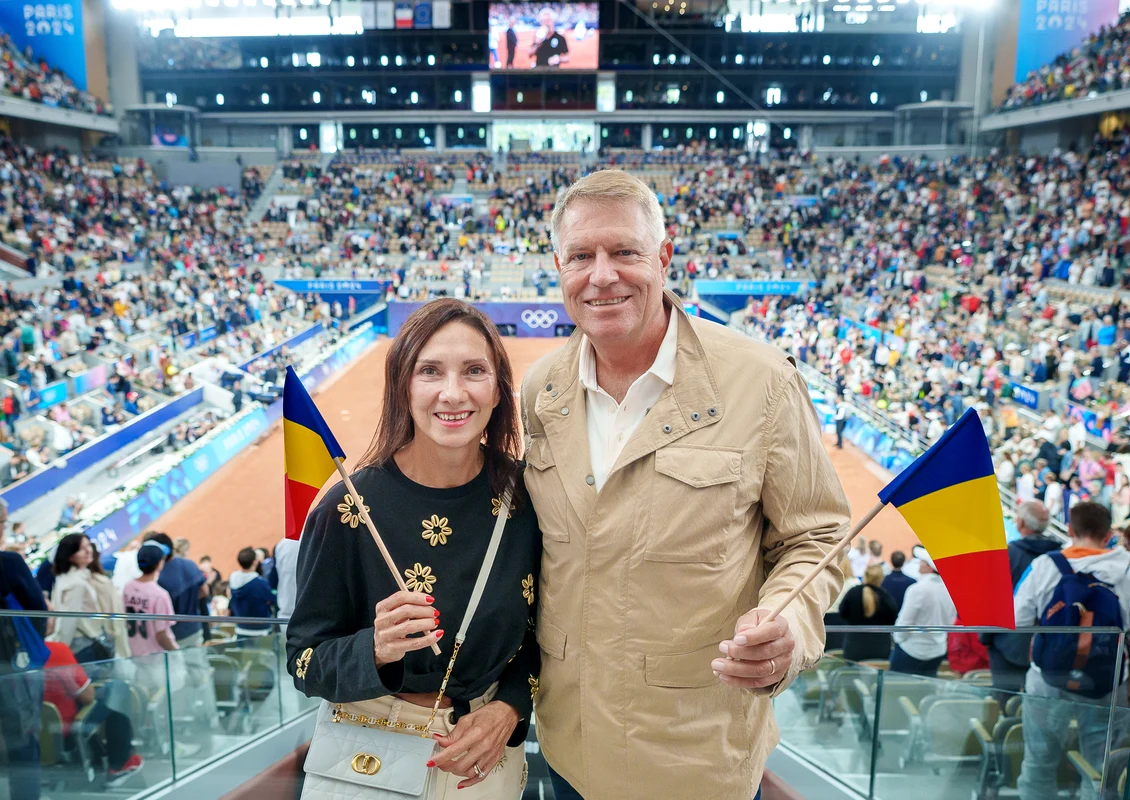 Klaus Iohannis, alături de echipa olimpică a României, la Jocurile Olimpice de la Paris 2024   Foto Facebook (7) jpg
