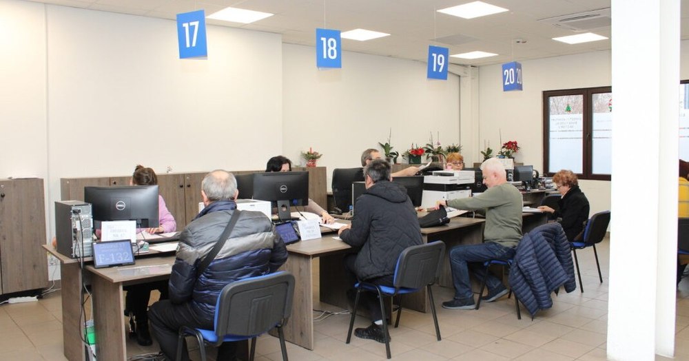 Peste 11.000 de plăți la Impozite și Taxe Locale - Sector 6 în prima zi de lucru din an. Încasări mari și în Sectorul 2