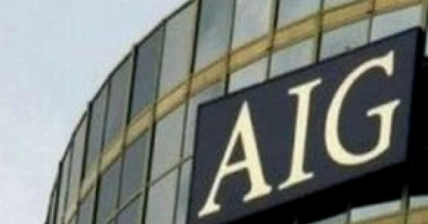 AIG speră să obţină acordul guvernului pentru plătirea bonusurilor - Revista presei internaţionale