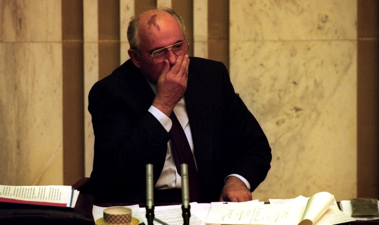 27 august 19991: Mihail Gorbaciov în Sovietul Suprem al Moscovei FOTO EPA-EFE