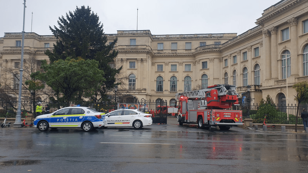 Incendiu la Palatul Regal din București