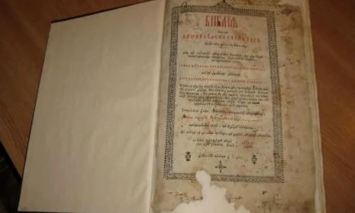 Cum a fentat prima Biblie românească topitoria comuniştilor? jpeg